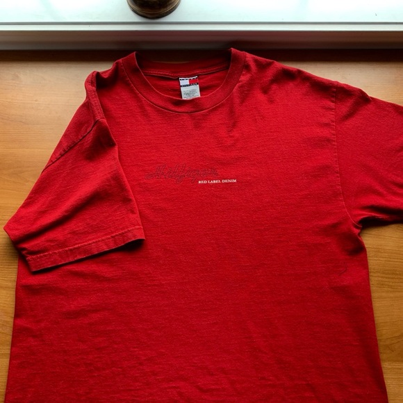 Tommy hilifiger tee - Picture 1 of 3